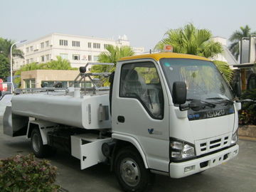 Porcellana Telaio bianco del camion JMC dell'acqua potabile dell'aerodromo per B727/B737/B747 fornitore