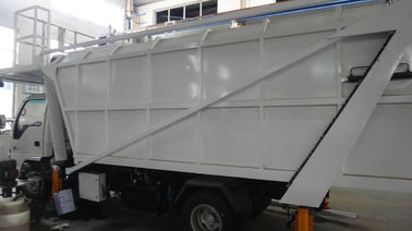 Porcellana Camion stabili di sgombero dei rifiuti, veicolo della raccolta dei rifiuti di ISUZU 600 P fornitore
